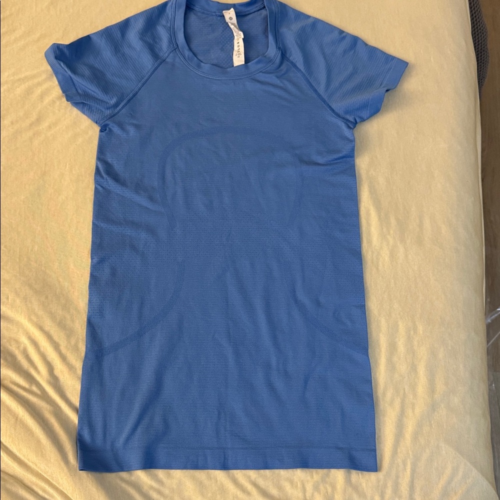 lululemon swiftly tech short sleeve baby blue